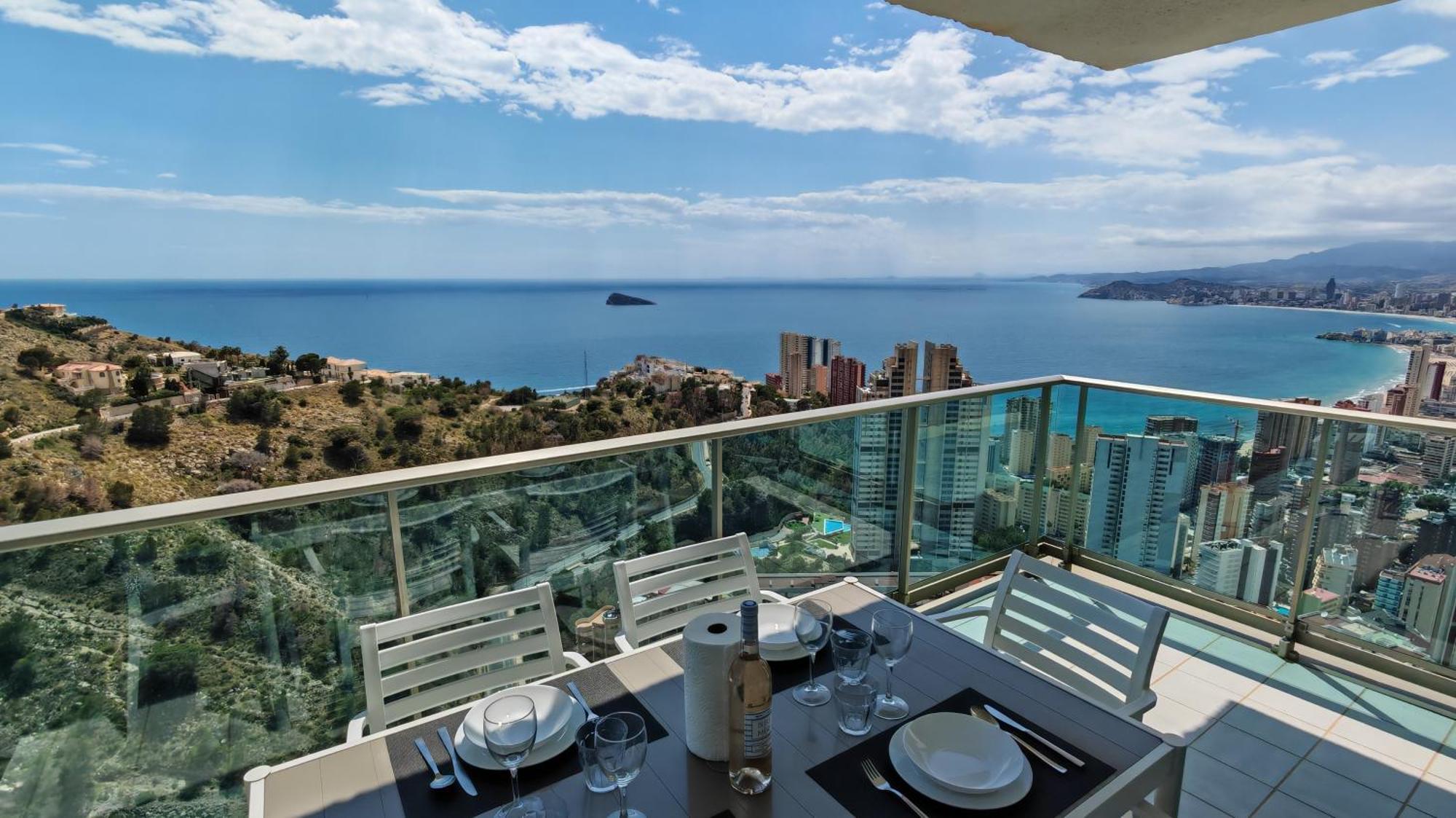 Benidorm High Rise Apartments - Sea Views - Torre Lugano Kültér fotó