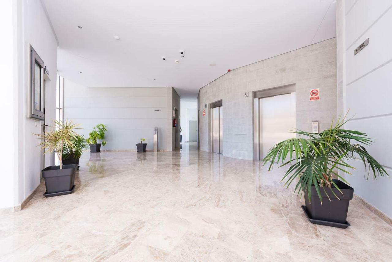 Benidorm High Rise Apartments - Sea Views - Torre Lugano Kültér fotó